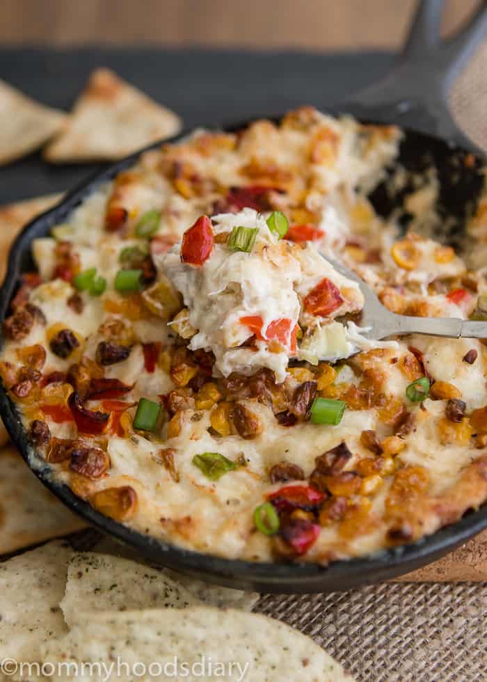 Roasted Corn and Pepper Crab Dip | mommyshomecooking.com