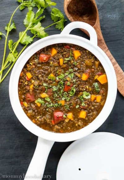 Lentils and Roasted Tomato Stew | A filling, comforting, healthy, and simply perfect Beluga and Red Lentil Stew with Roasted Tomatoes and Butternut Squash, that can be made in less than 30 minutes!! mommyshomecooking.com