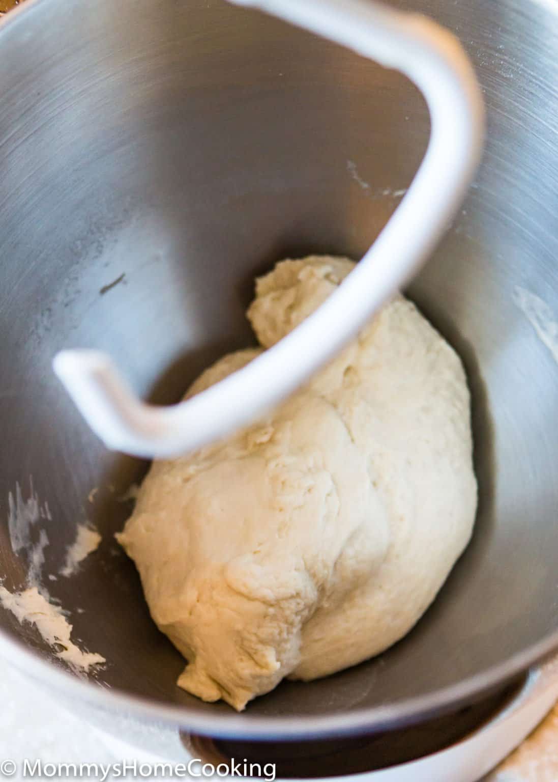 Homemade Pizza Dough Recipe - Mommy's Home Cooking