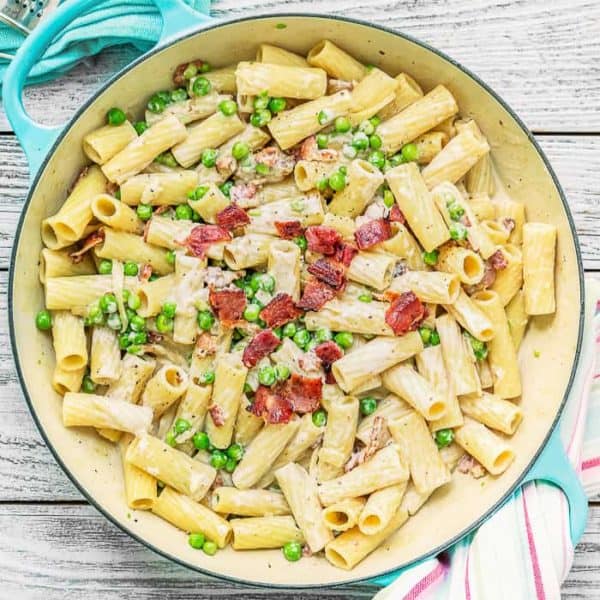 One Pot Creamy Alfredo Pasta With Bacon And Peas Mommy S Home Cooking