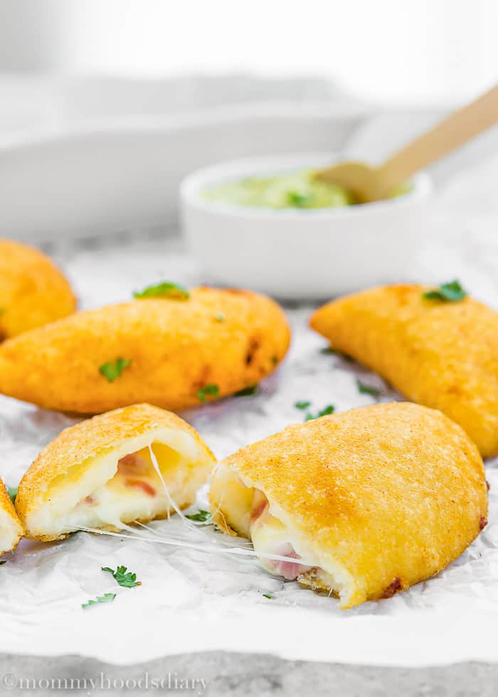 Venezuelan Cheese and Ham Empanadas-6