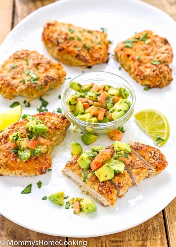 These Low Carb Breadless Skinny Oven Fried Pork Chops are super easy to make and beyond flavorful. It comes together in about 30 minutes, making it a great, and healthy, weeknight dinner. https://mommyshomecooking.com