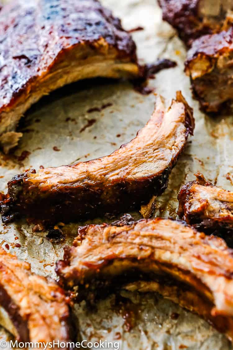 These Instant Pot Barbecue Ribs are sticky, saucy, savory, sweet, and sooo tender. Fall-off-the-bone tender. They are done in 30 minutes, with just 5 ingredients. https://mommyshomecooking.com