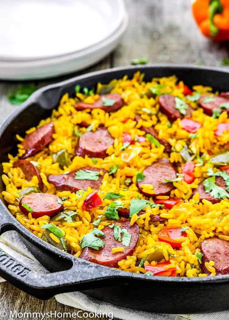 This Easy Sausage and Peppers Rice Skillet is really satisfying and delicious. it’s easy and quick to put together since it’s done in 30 minutes. Perfect for any day of the week! https://mommyshomecooking.com