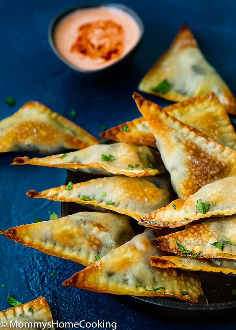 These Mushroom French Goat Cheese Mini Empanadas are simple and delicious! Fancy yet no-fuss. They’re the perfect little appetizer for any celebration. https://mommyshomecooking.com