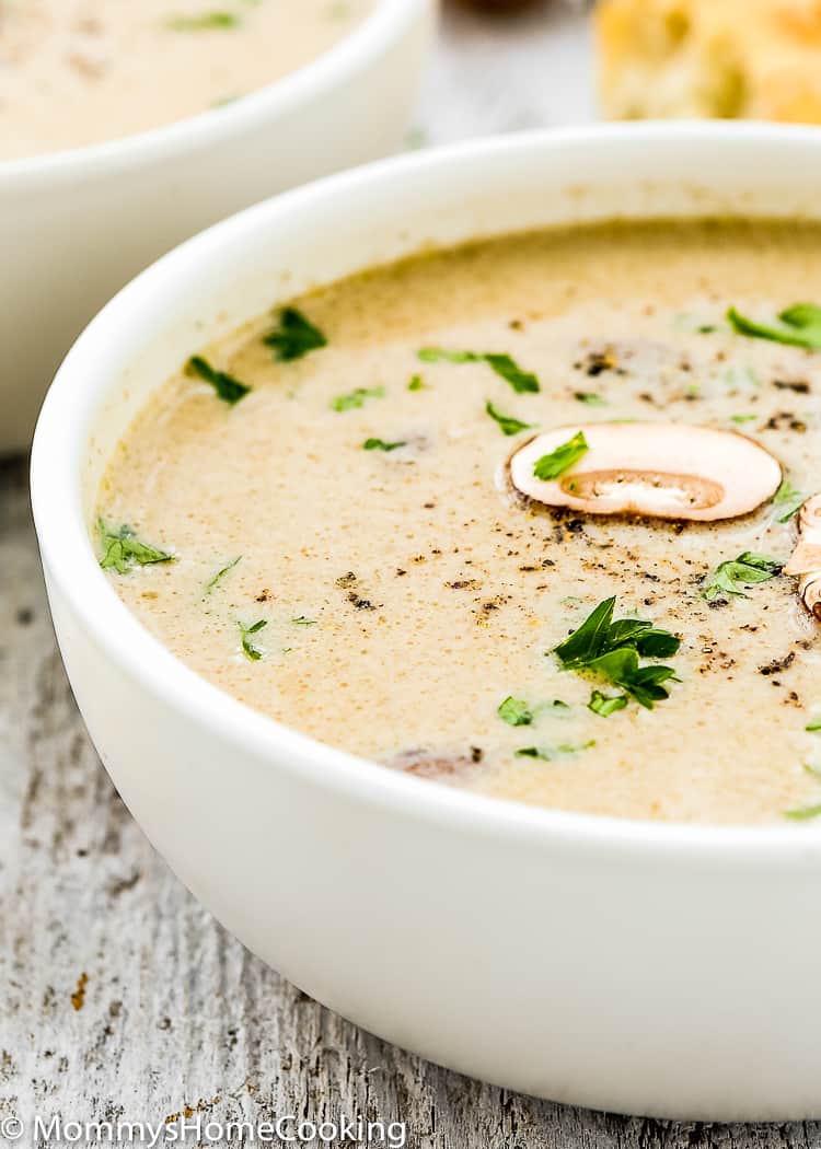 This Mushroom Soup with Roasted Garlic and Marrow Bones is worthy the front page of your kitchen adventure news. It’s rich, hearty, creamy and OH-SO delicious! https://mommyshomecooking.com