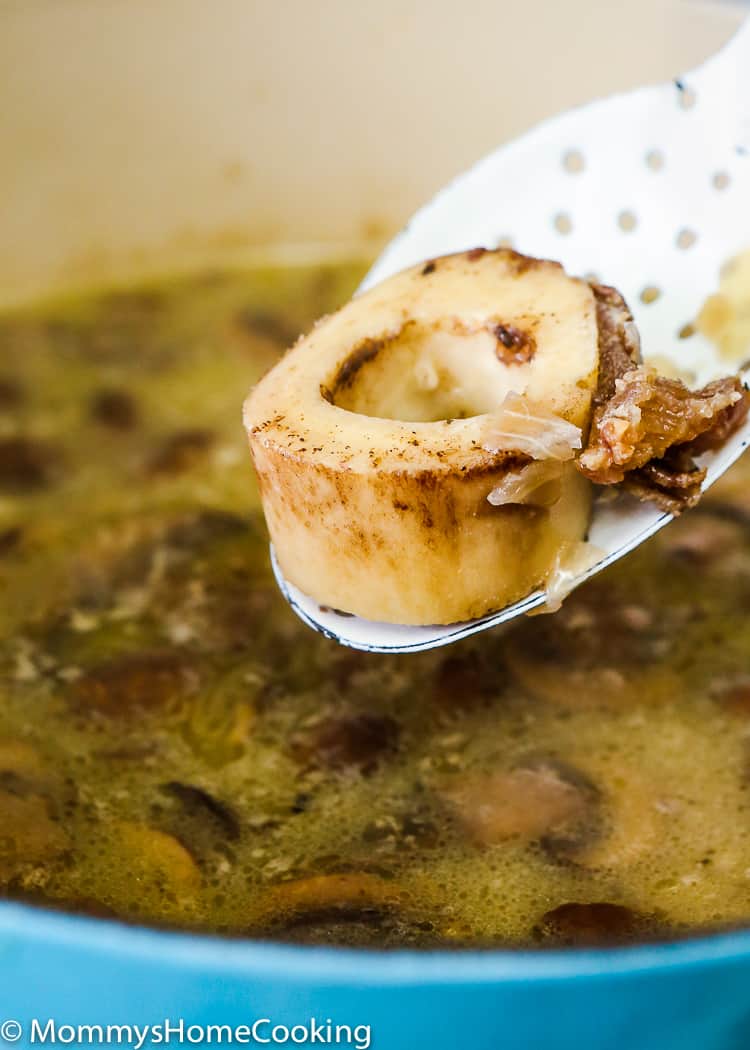 This Mushroom Soup with Roasted Garlic and Marrow Bones is worthy the front page of your kitchen adventure news. It’s rich, hearty, creamy and OH-SO delicious! https://mommyshomecooking.com