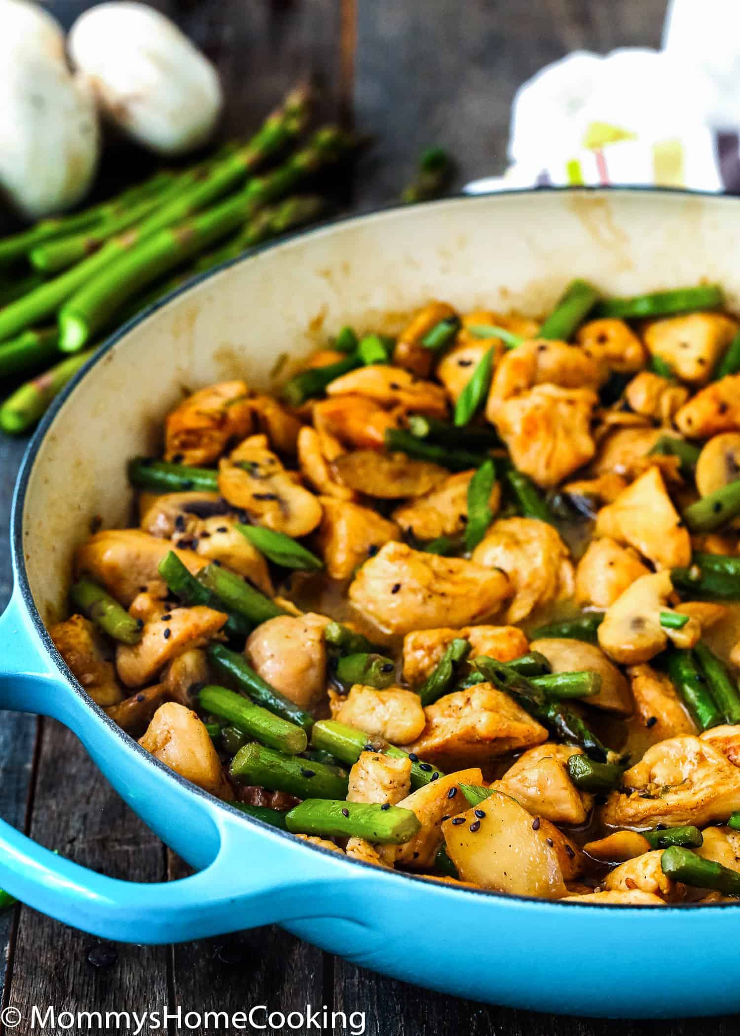 Easy Healthy Chicken and Asparagus Skillet - Mommy's Home Cooking