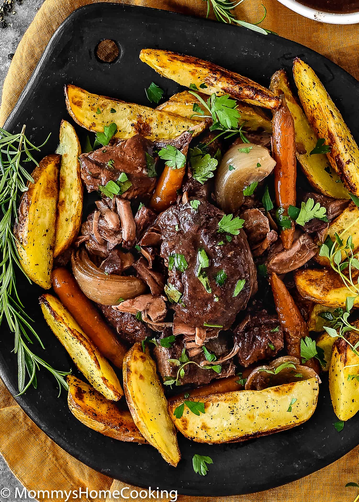 This Slow Cooker Red Wine Hind Shank is rich, hearty and super satisfying. Cook it in a slow cooker for really tender meat, this classic beef stew is enveloped in a tasty, deeply red wine flavored sauce. https://mommyshomecooking.com