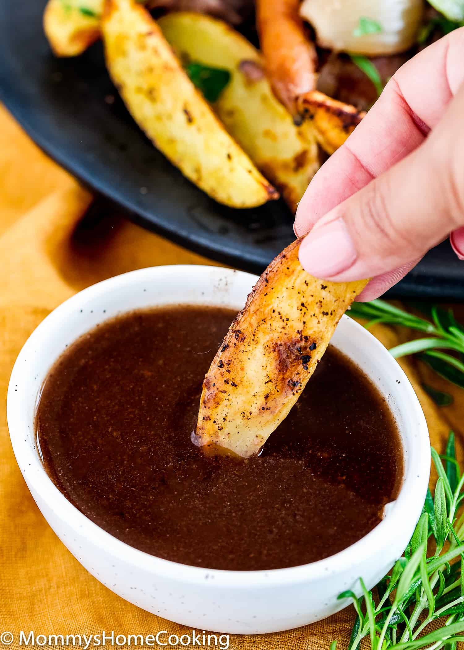 This Slow Cooker Red Wine Hind Shank is rich, hearty and super satisfying. Cook it in a slow cooker for really tender meat, this classic beef stew is enveloped in a tasty, deeply red wine flavored sauce. https://mommyshomecooking.com