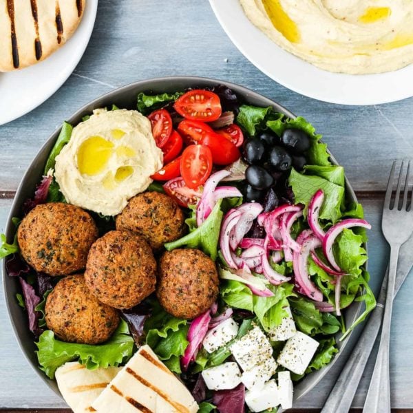 Easy Falafel Salad Bowls - Mommy's Home Cooking