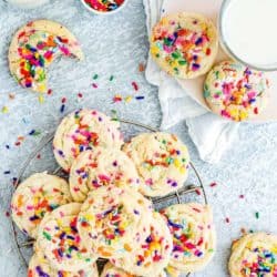 Eggless Funfetti Cookies with two glasses of milk