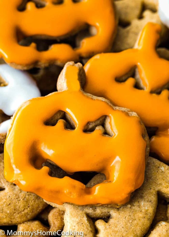 Easy Eggless Halloween Cookies - Mommy's Home Cooking