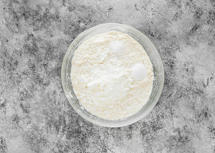 flour, baking powder, and salt in a medium bowl.