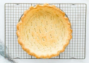 baked pie crust for eggless coconut cream pie