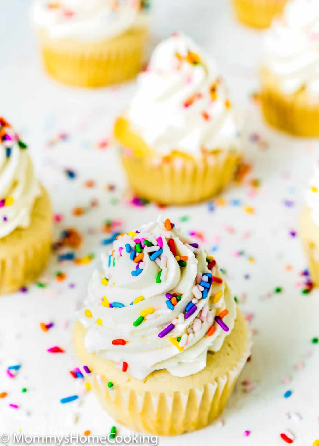 Eggless Vanilla Cupcakes [Video] Mommy's Home Cooking