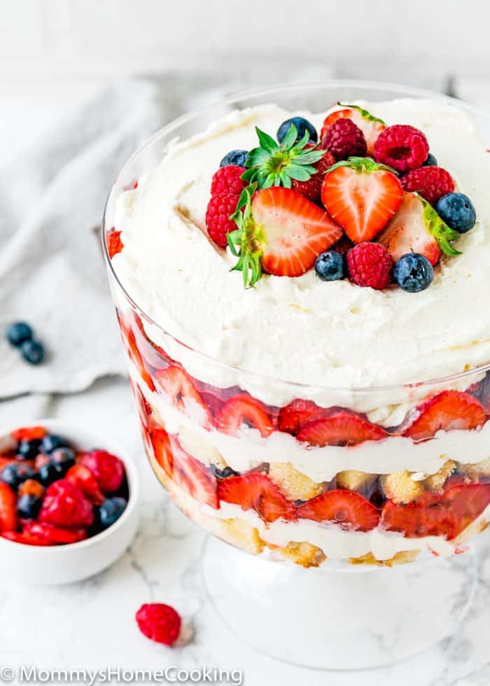 Eggless Berry Trifle Cake - Mommy's Home Cooking