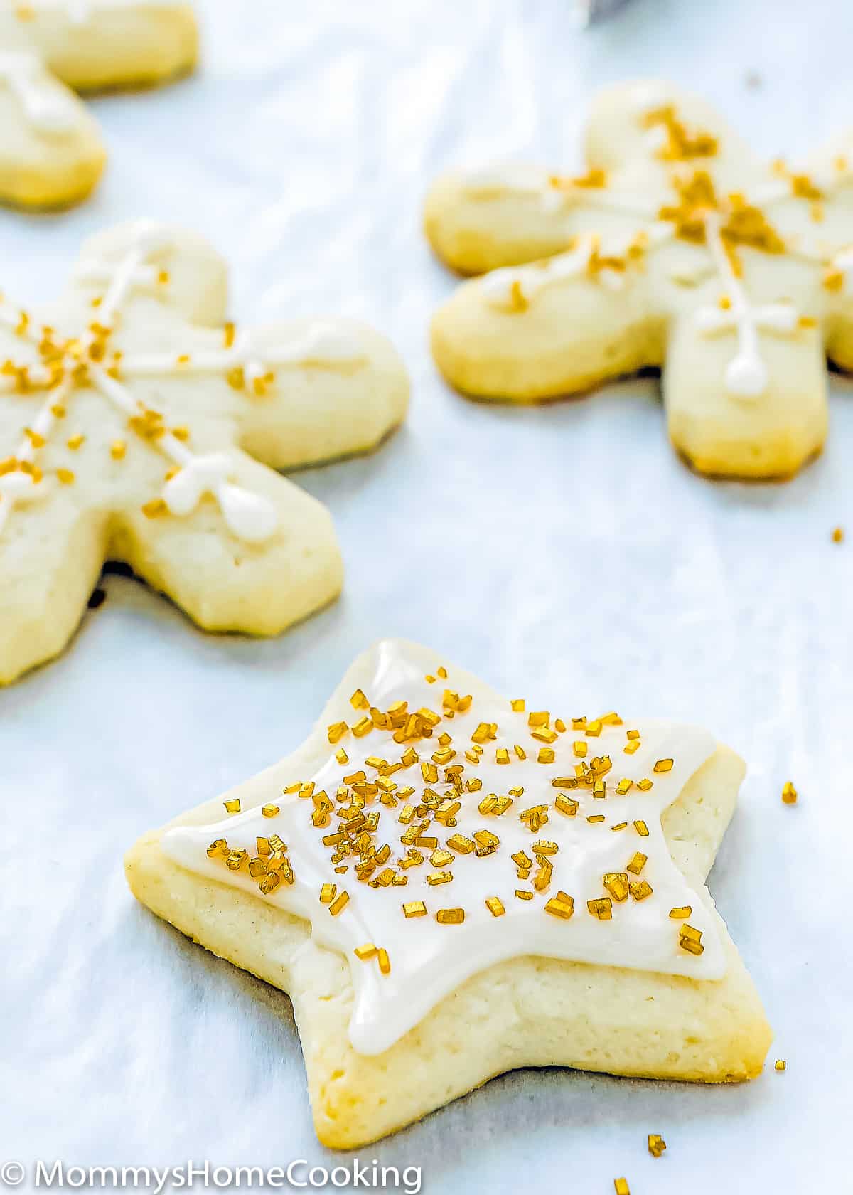 eggless sugar cookie with egg-free royal icing