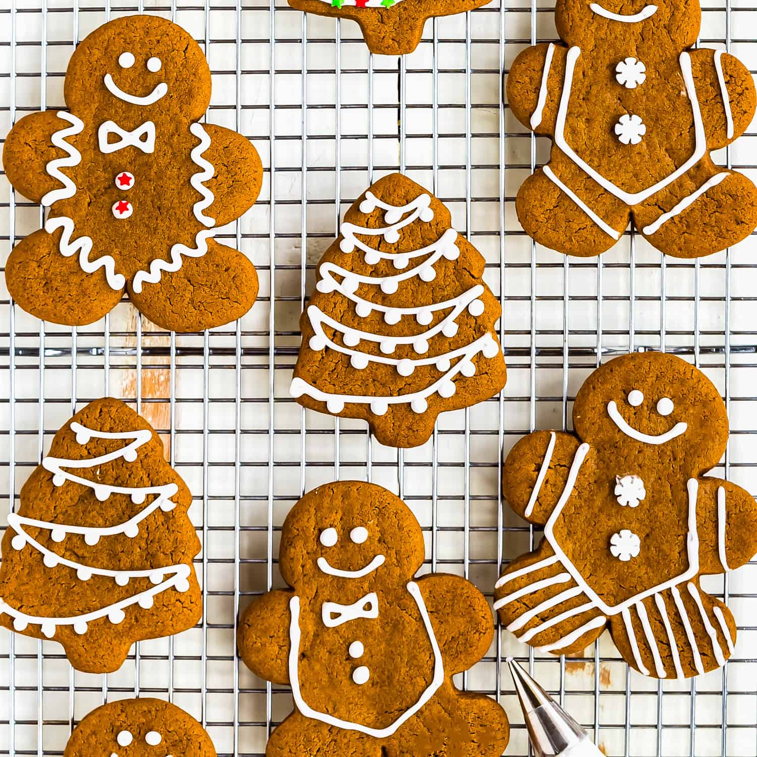 egg-free gingerbread cookies decorated with egg-fee royal icing