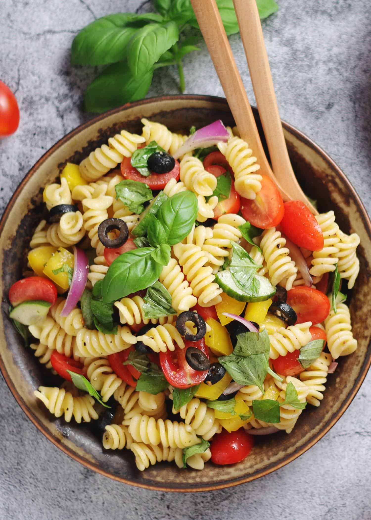 Healthy Mediterranean Pasta Salad Karinokada