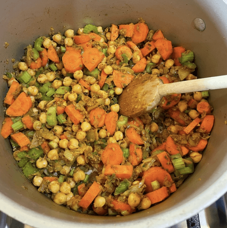 Easy Caribbean Vegetable Curry