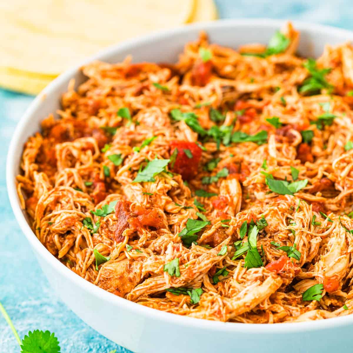 Easy Shredded Chicken for Tacos - Mommy's Home Cooking