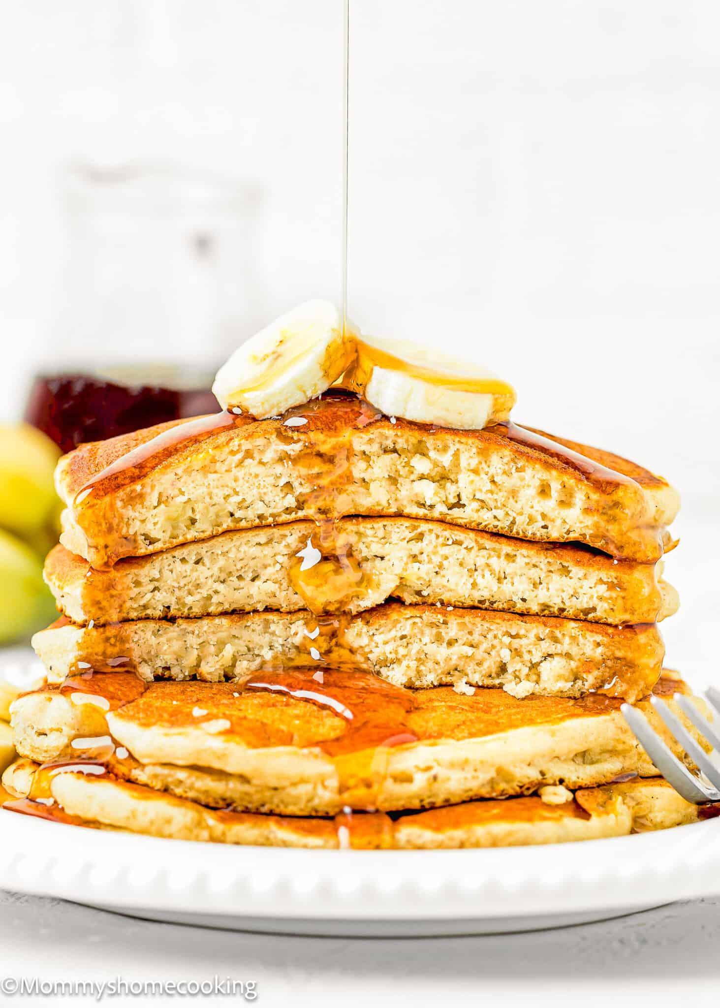 Fluffy & Easy Banana Pancakes (No Egg - No Sugar) - Mommy's Home Cooking